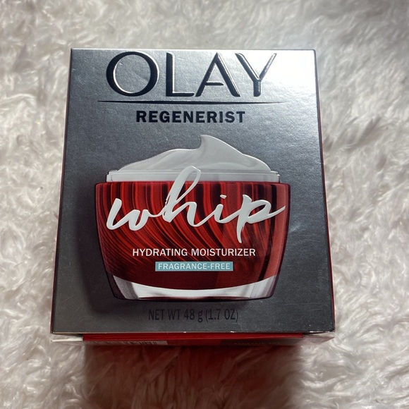 Olay Regenerist Whip Hydrating Moisturizer Fragrance Free - Picture 2 of 6